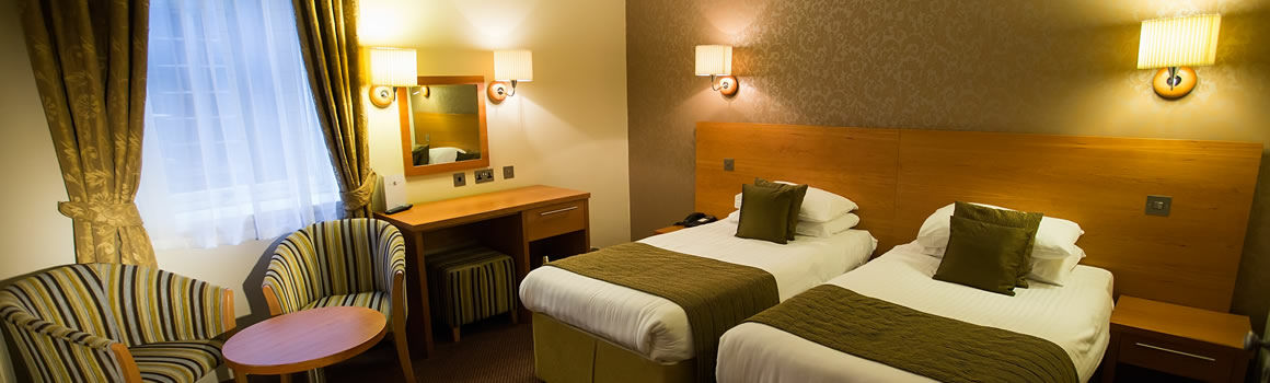 Golden Lion Hotel Stirling Ngoại thất bức ảnh
